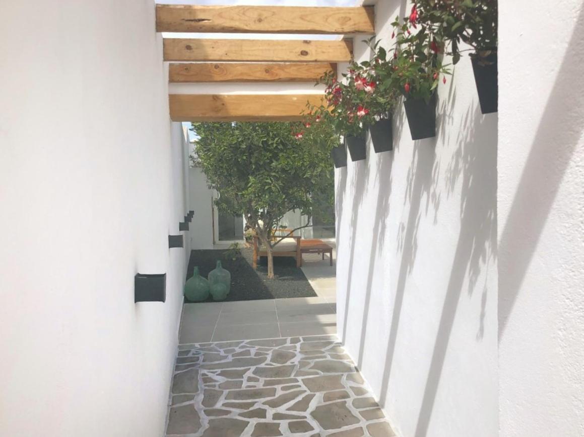 Casita Blanca Cerca De Timanfaya Apartment Tinguaton Ngoại thất bức ảnh
